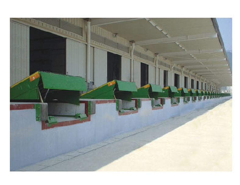 固定式液压登车桥 DCQ型