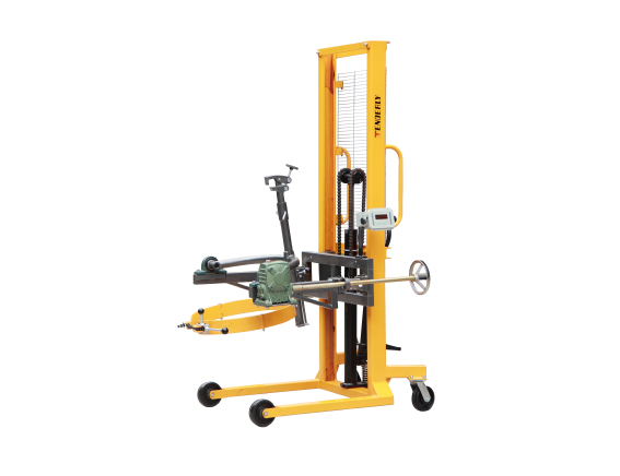 DAW40N称重型多功能油桶车