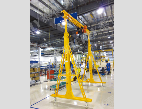 主梁可调型门架式搬运机（轻型龙门吊）